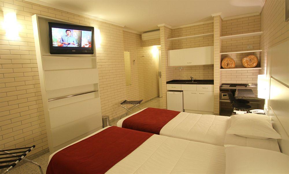 Hotel Confiance Soho Batel Curitiba Bagian luar foto