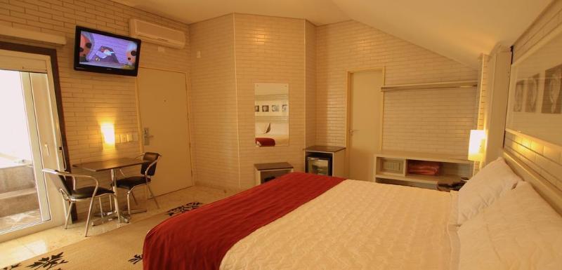 Hotel Confiance Soho Batel Curitiba Bagian luar foto