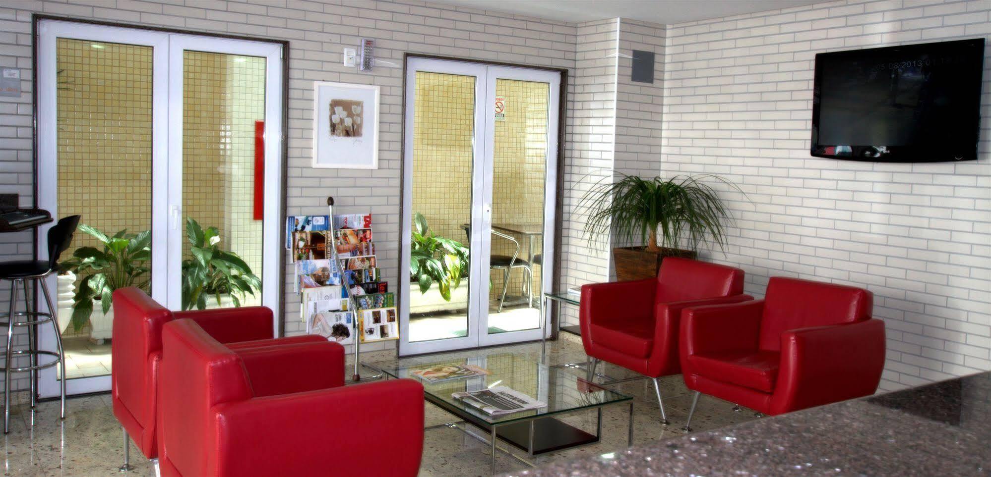 Hotel Confiance Soho Batel Curitiba Bagian luar foto